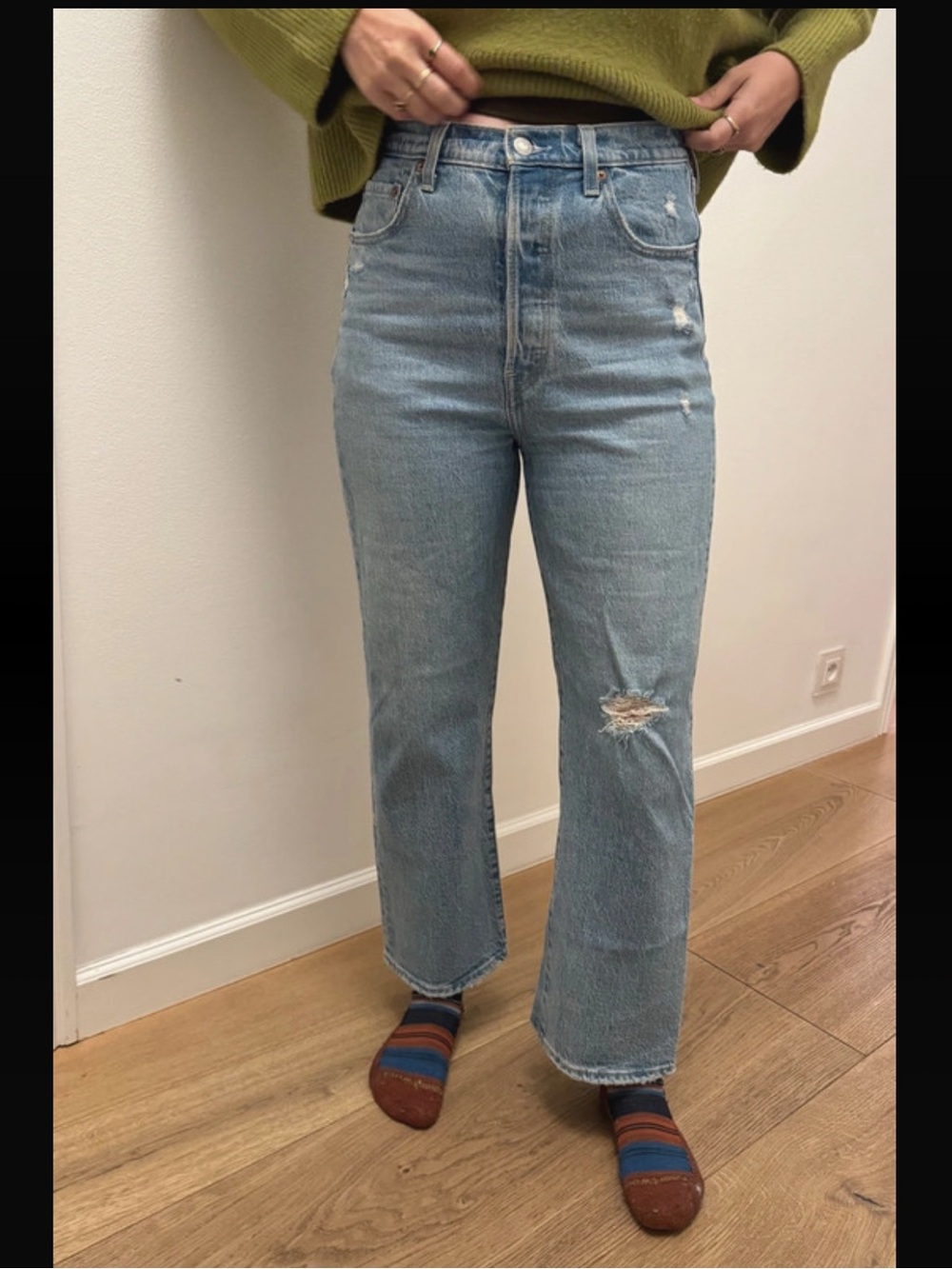 Levi’s Premium Ribcage Straight Ankle Blue Jeans Size 28 72693-0093